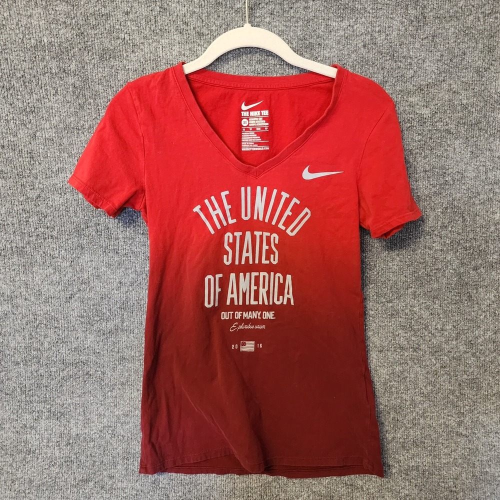 Nike Tee Women Athletic Cut Red USA 2016 Olympic Team Short Sleeve Top V Neck XS